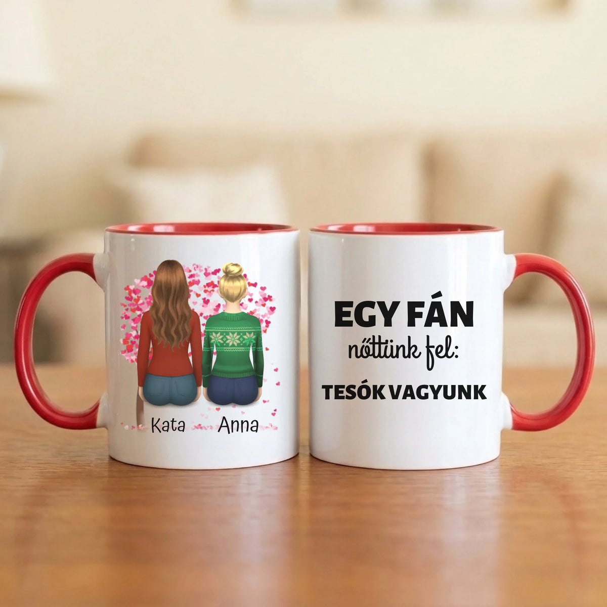 Egy fán nőttünk fel: tesók vagyunk – tesós bögre 2–6 hátulról rajzolt nővel a szívfa alatt