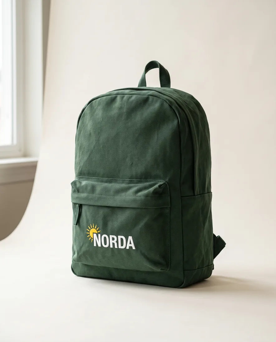 Zöld vászon hátizsák hímzett NORDA logóval